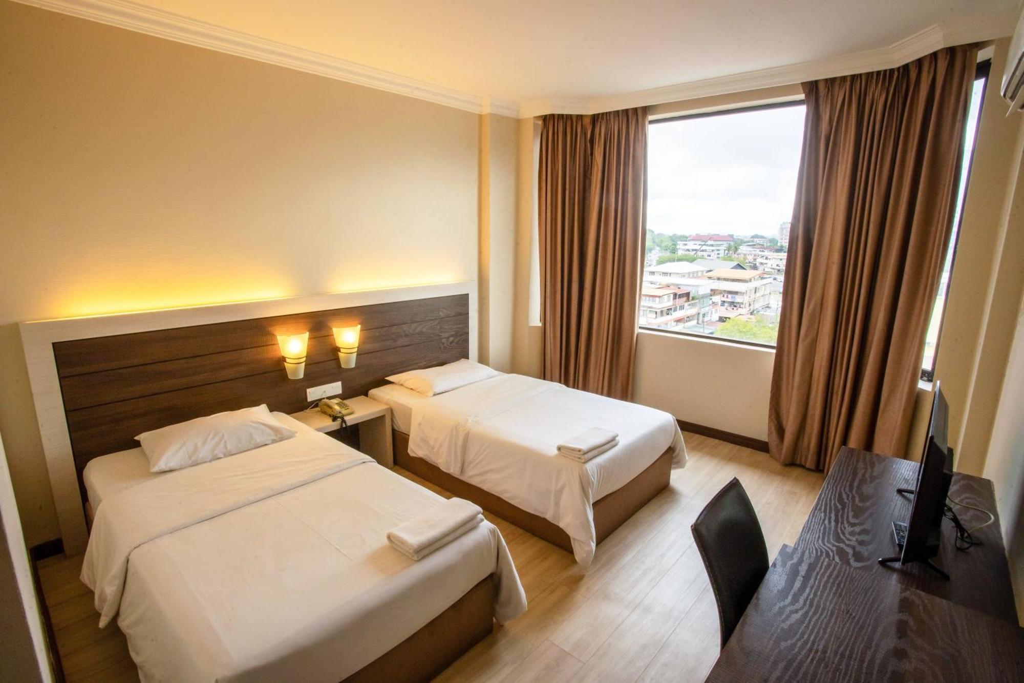 Somerset Hotel Miri Exterior foto