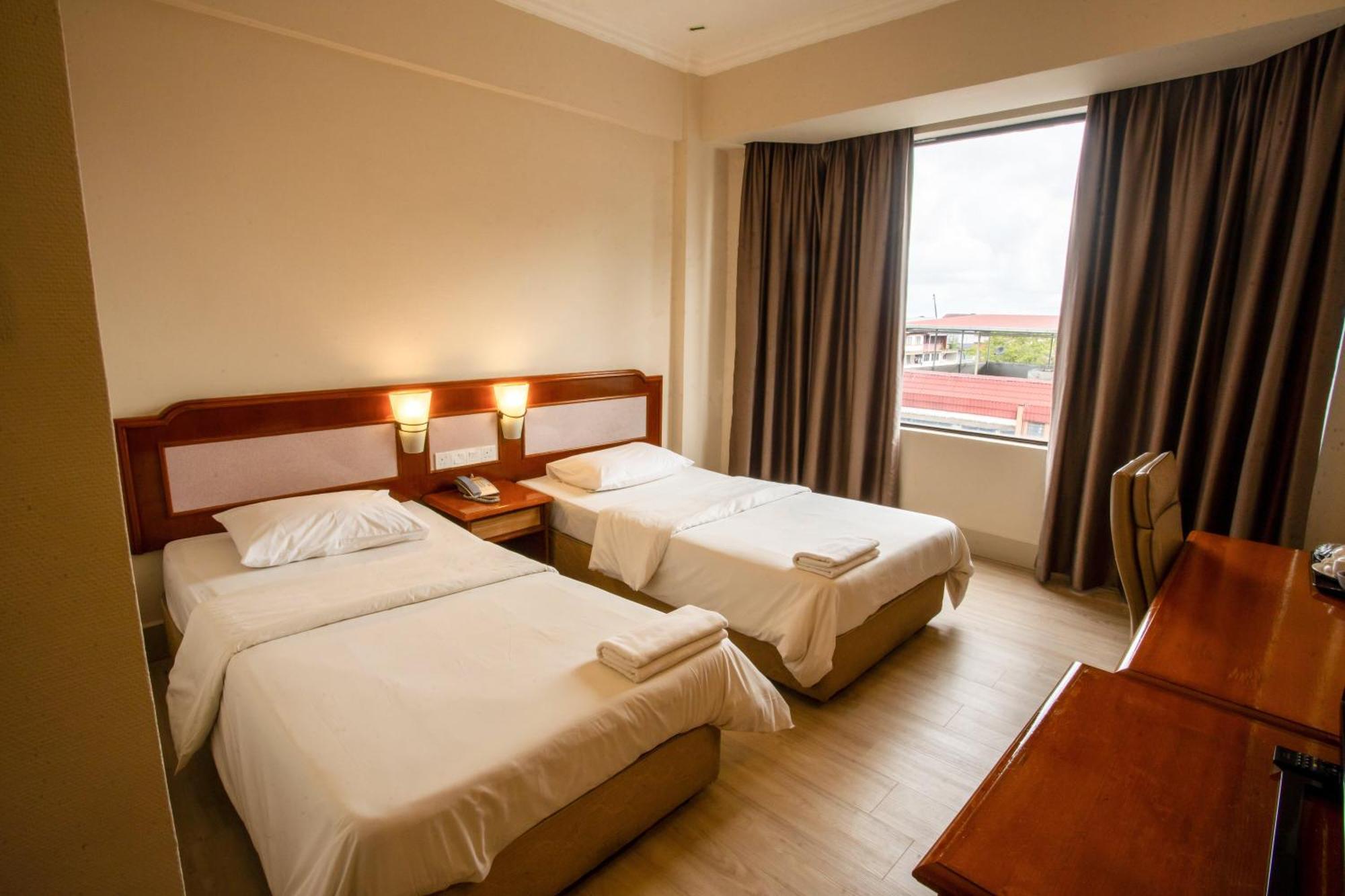 Somerset Hotel Miri Exterior foto