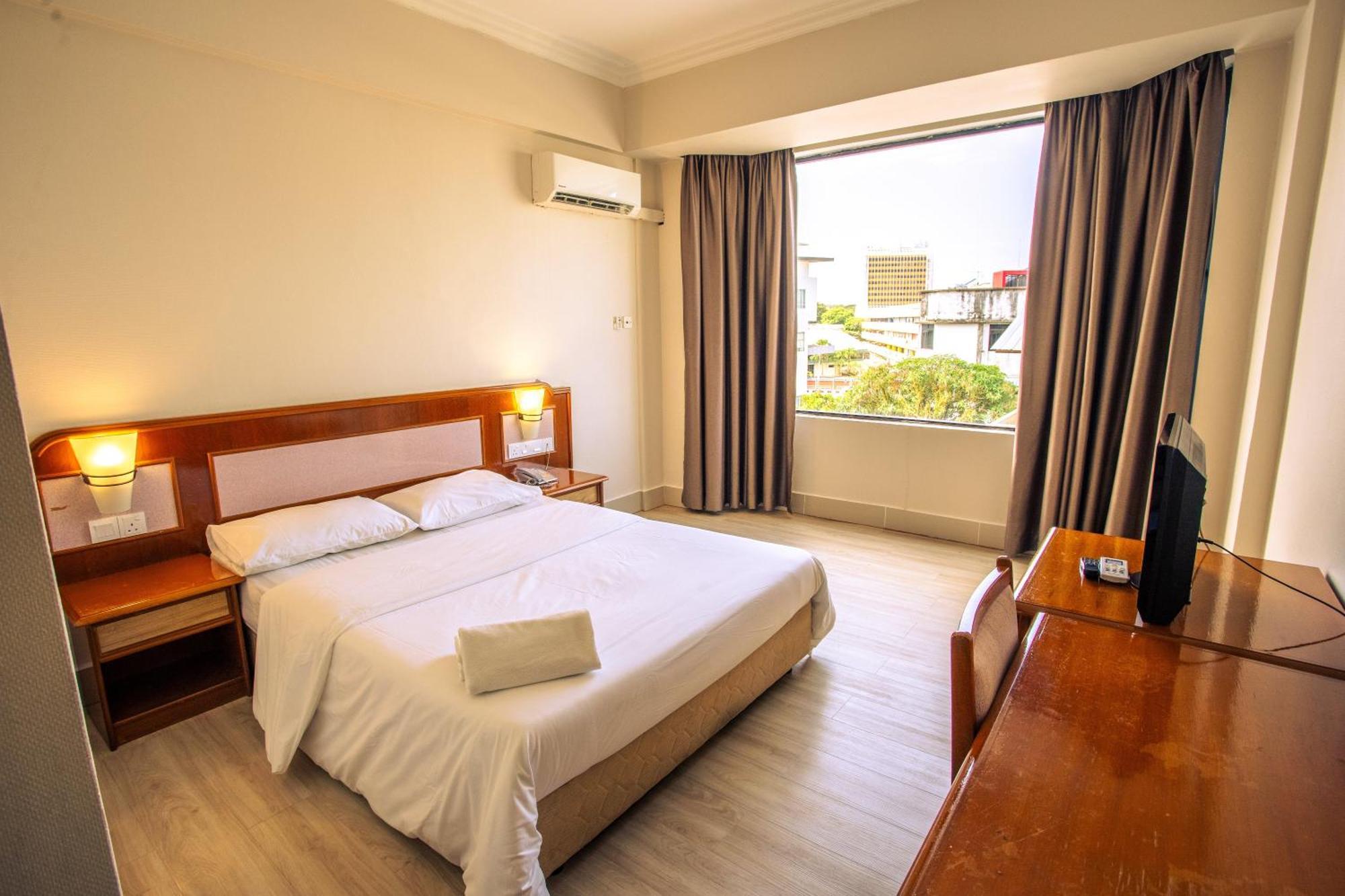 Somerset Hotel Miri Exterior foto